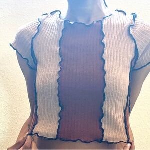 Tan & brown ribbed knit cropped top
Y2K inspired